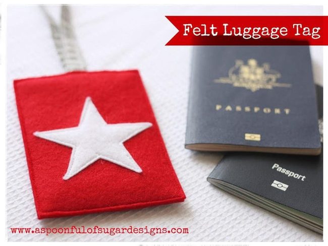 Red Felt Star Luggage Tags