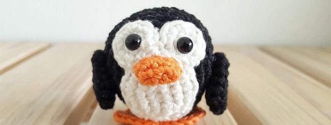 Round Eyes Crochet Penguin