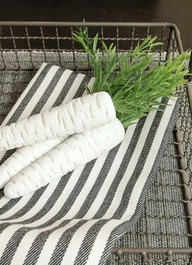 Chalk-Painted Dollar Store Carrots