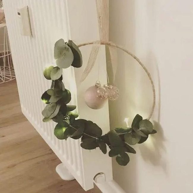 Green Leaves Pink Sparkle Wreath