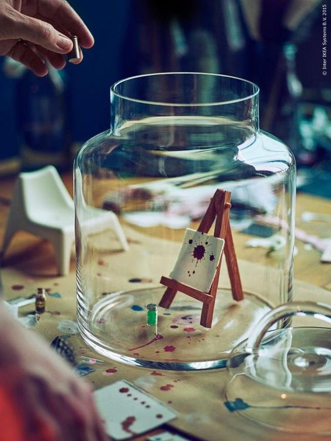 Miniature Art Worlds In Glass