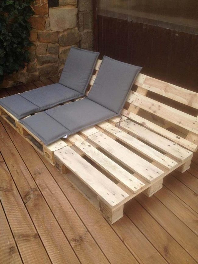 Four Person Pallet Recliners