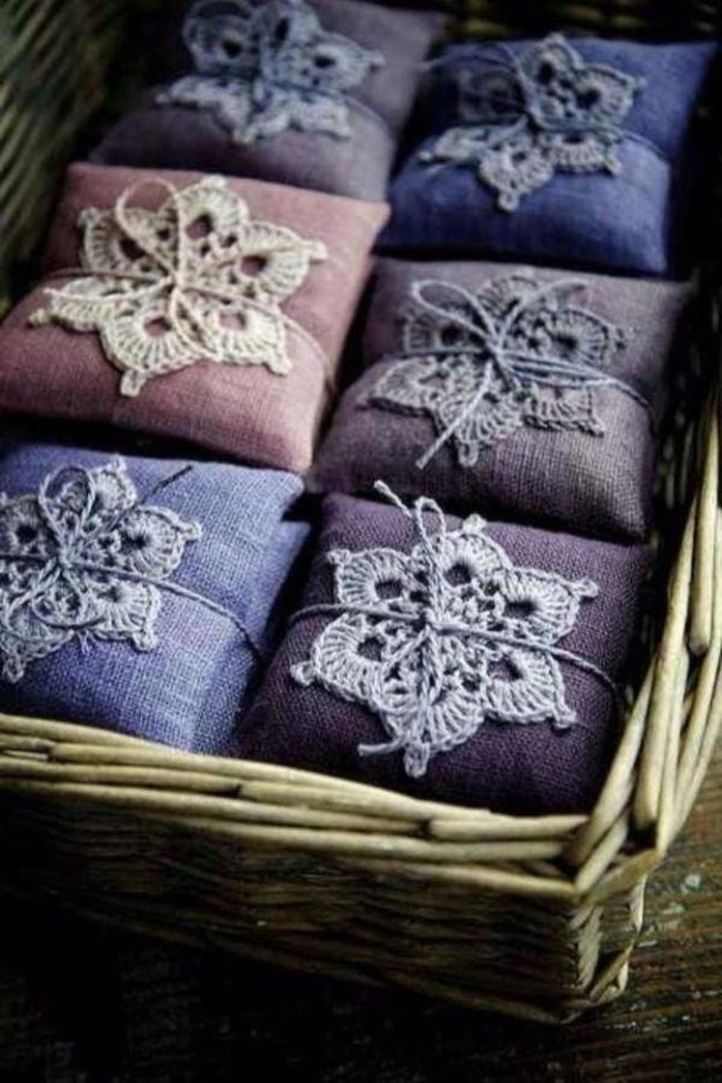 Lavender Sachets With Crochet Flowers