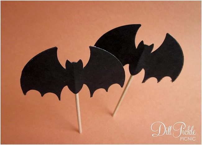 Black Bats Sharp Wooden Sticks
