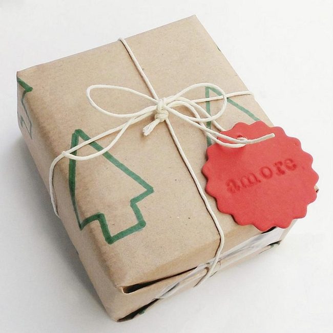 Green Trees Red Amore Kraft