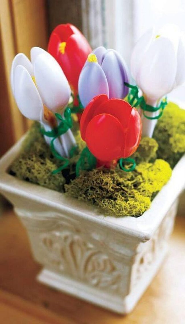 Plastic Spoon Flowers Green Moss