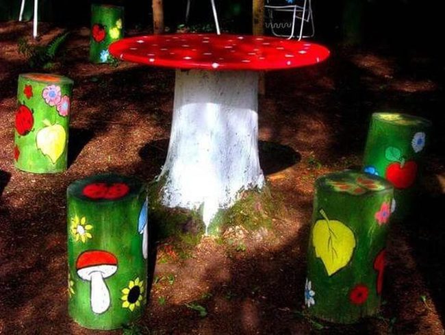 Oversized Mushroom Table Garden Seating