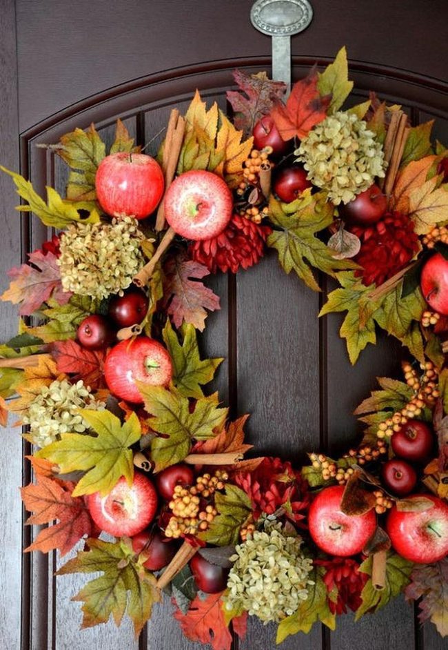 Crimson Apples And Cinnamon Spice