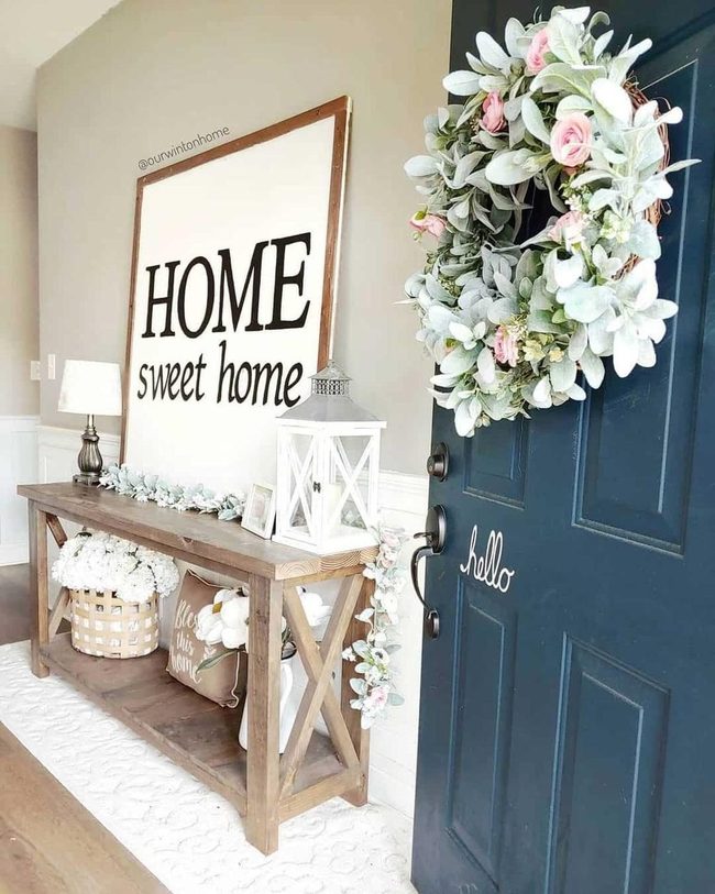 Deep Blue Doors With Summer Accents
