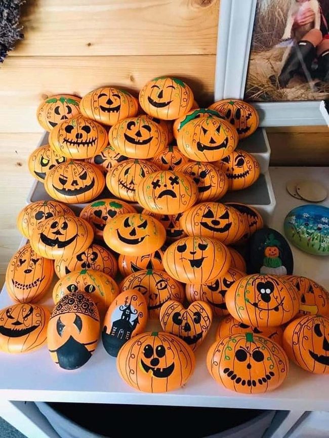 Painted Rock Pumpkins