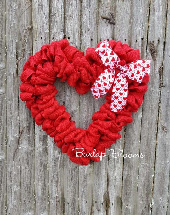 Red Burlap Valentine Wreath