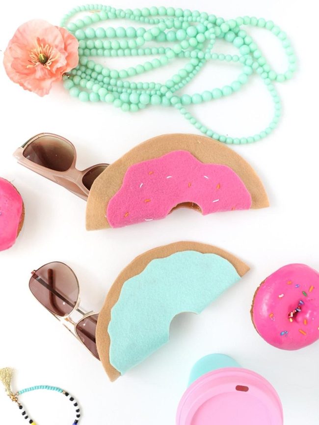 Pink Frosted Donuts Mint Beads Sunglasses