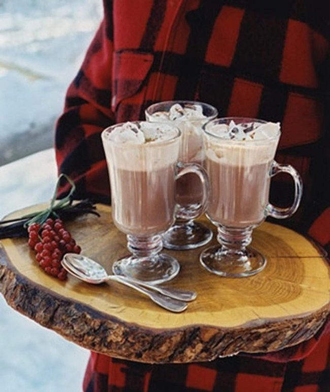 Hot Chocolate Cream And Berries