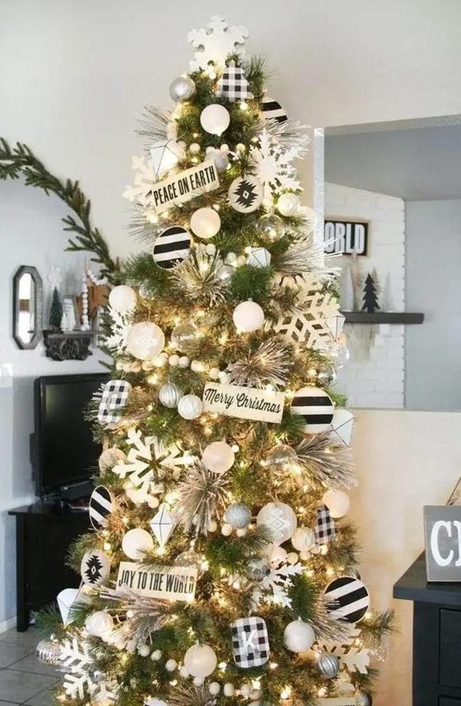 Twinkling Lights Black White Silver