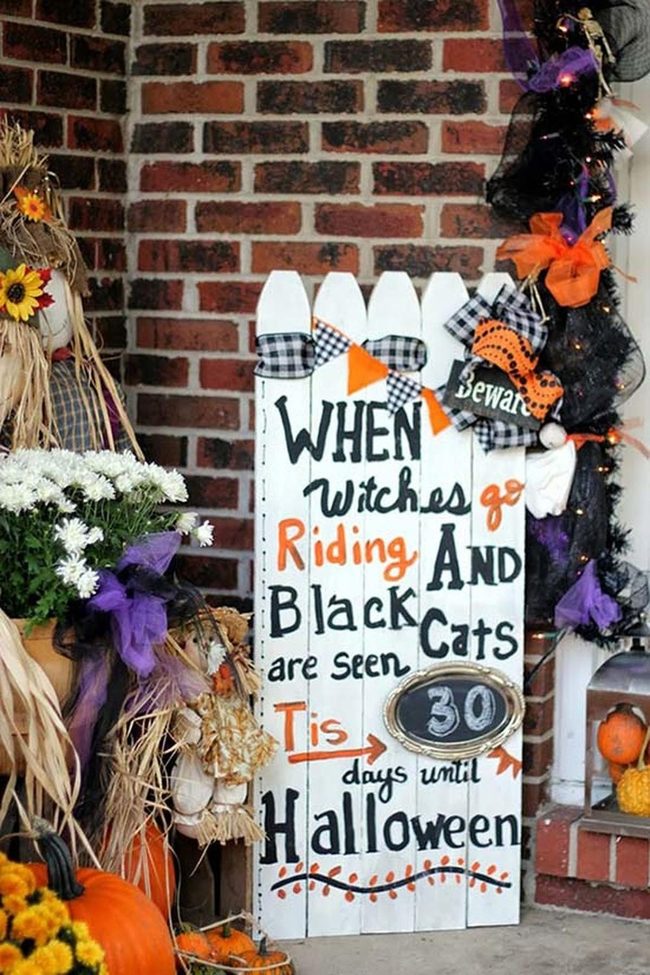 Wooden Fence Halloween Countdown