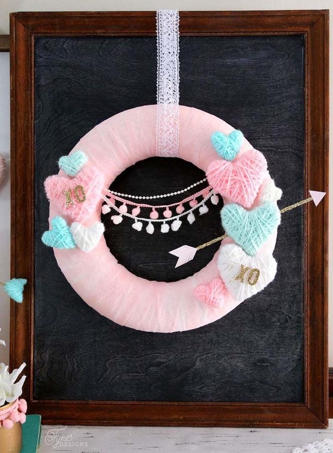 Red Yarn Hearts Love Wreath