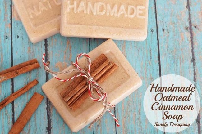 Oatmeal Cinnamon Natural Cleanser