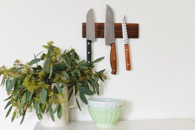 Wooden Knife Strip Green Ceramic