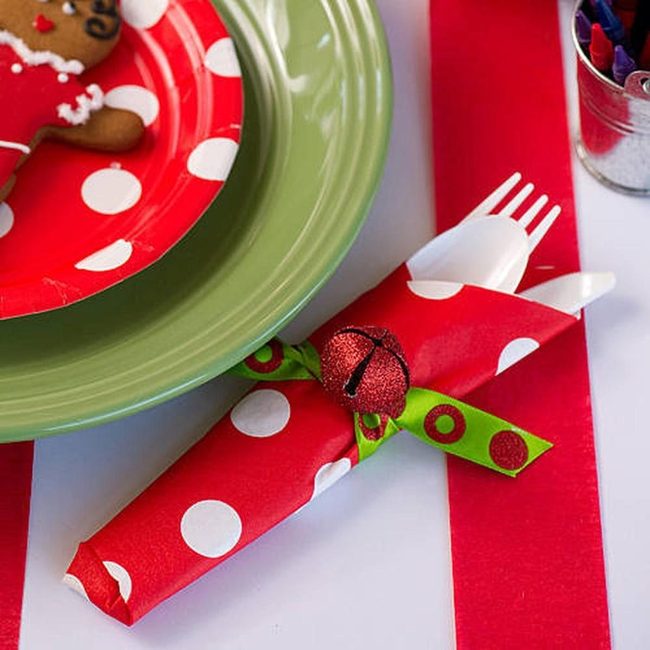 Red And Green Polka Dot Table Setting