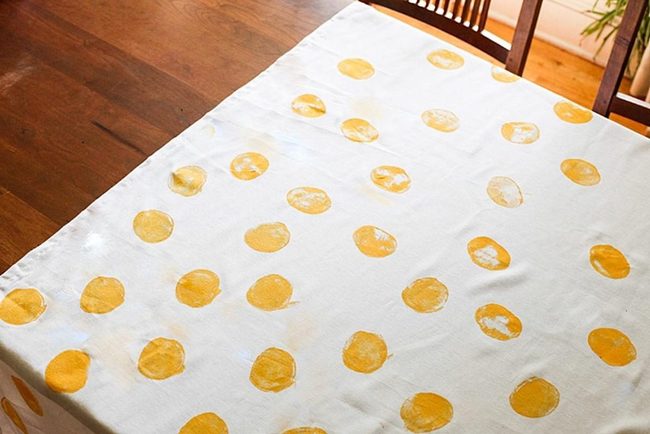 Yellow Dots, Natural Wood, Fresh Light