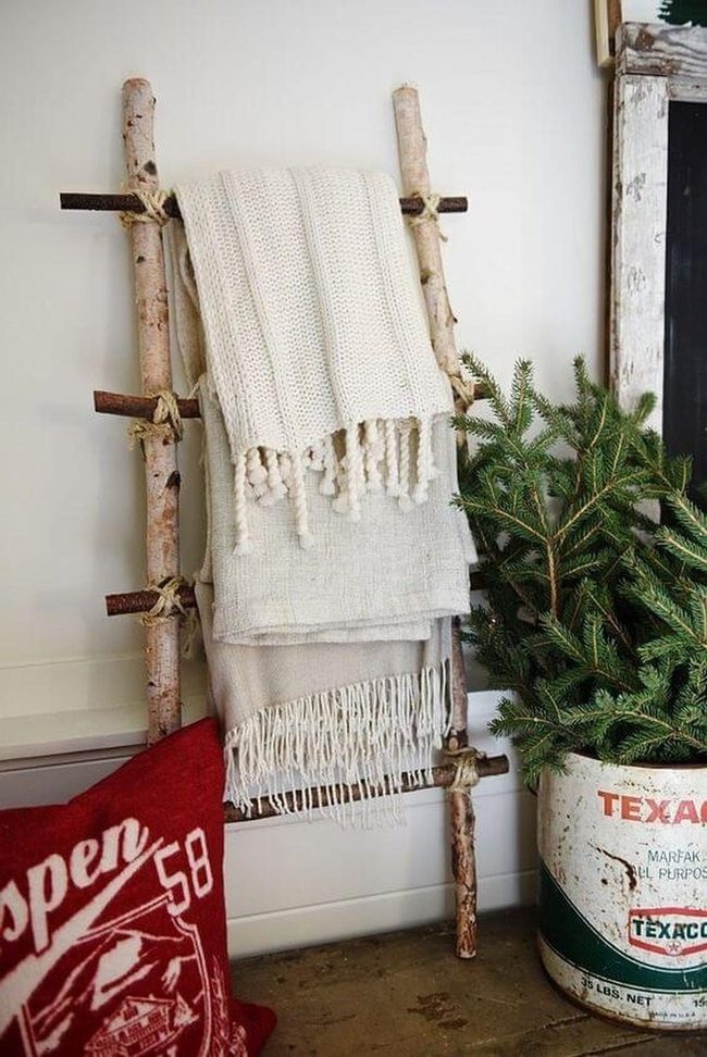 Birch Wood Ladder Blanket Display
