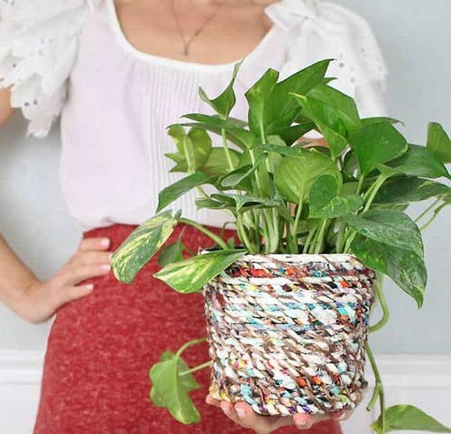 Fabric Scraps Into Pot Covers