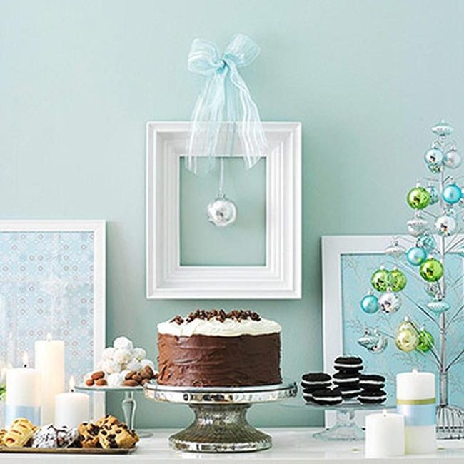 Silvery Tree With Chocolate Centerpiece