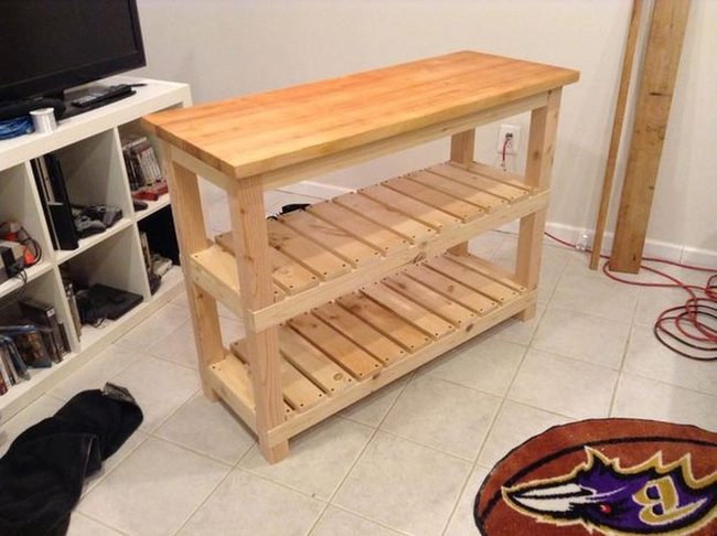Light Wood Storage With Pattern Rug
