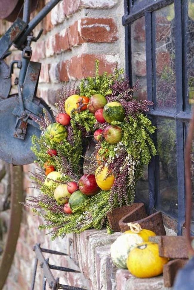Autumn Wreath Red Brick Harvest