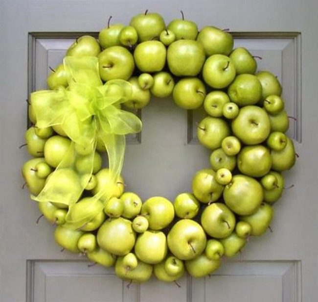 Glossy Green Apples Yellow Bow