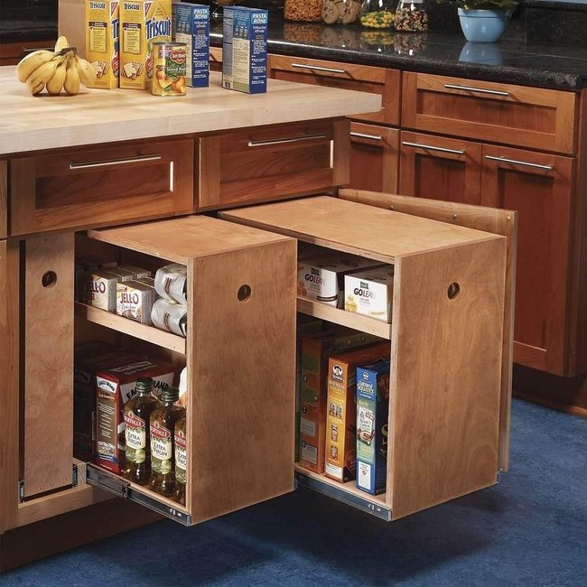 Pull-Out Plywood Kitchen Organization