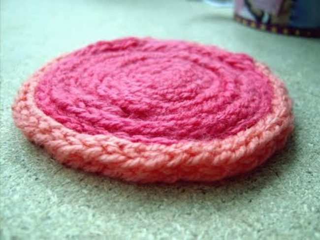 Pink Knitted Rings Pop