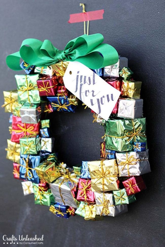 Wrapped Gift Boxes Wreath