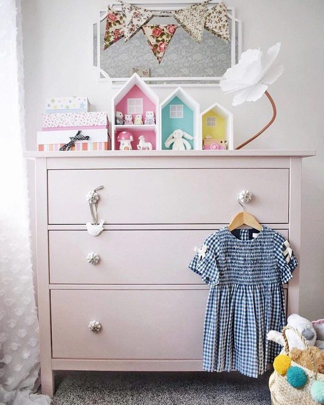 Pink Wood Toy Houses And Drawers