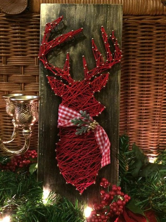 Wicker Walls With String Art Reindeer