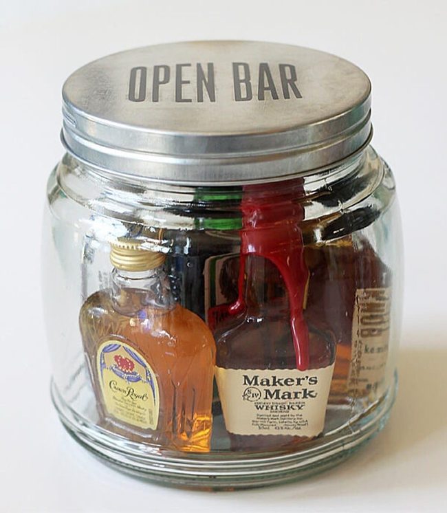 Jar-Sized Cocktail Bar Gift