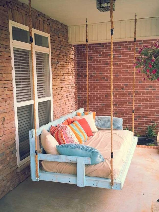 Pallet Swing Bench Diy