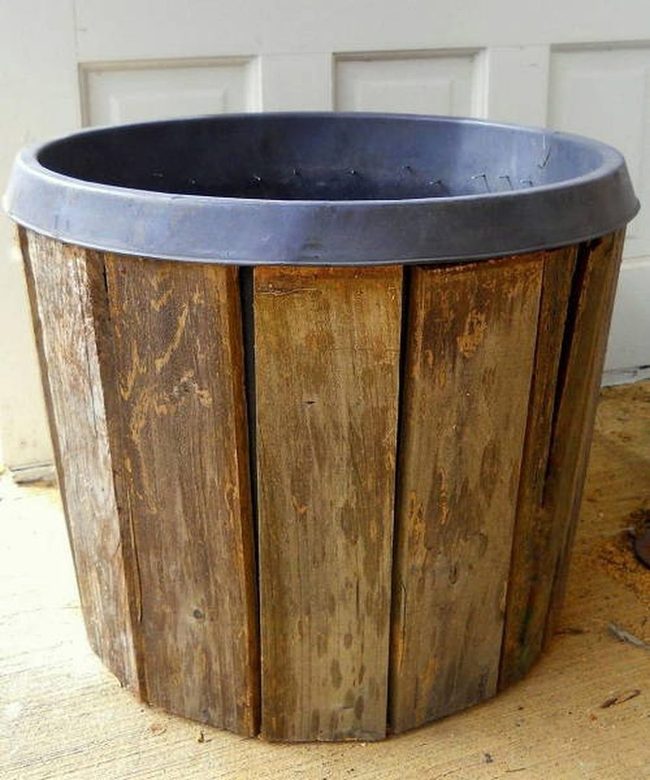 Weathered Wood Pallet Planters