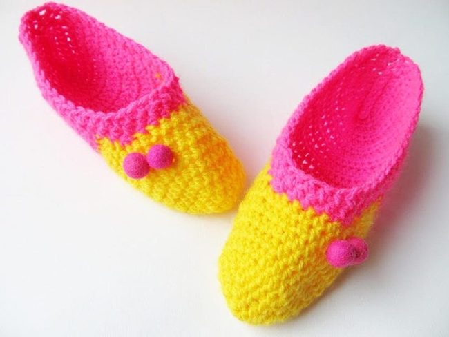 Yellow And Pink Pom-Pom Slippers