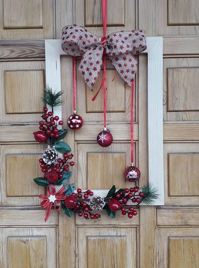 Red Berries White Wood Doorway