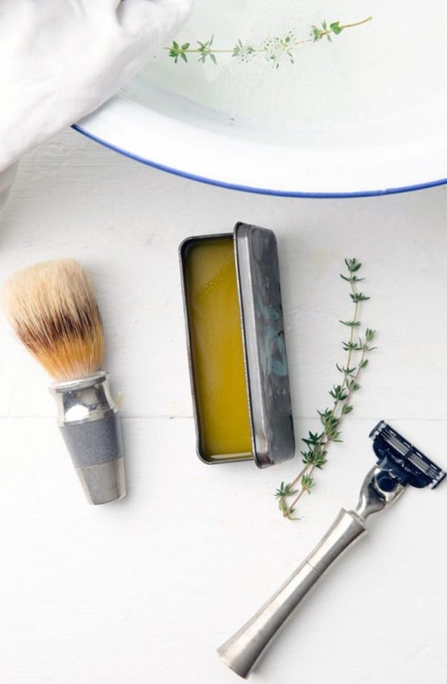 Metal Razor, Green Herbs, Morning Ritual