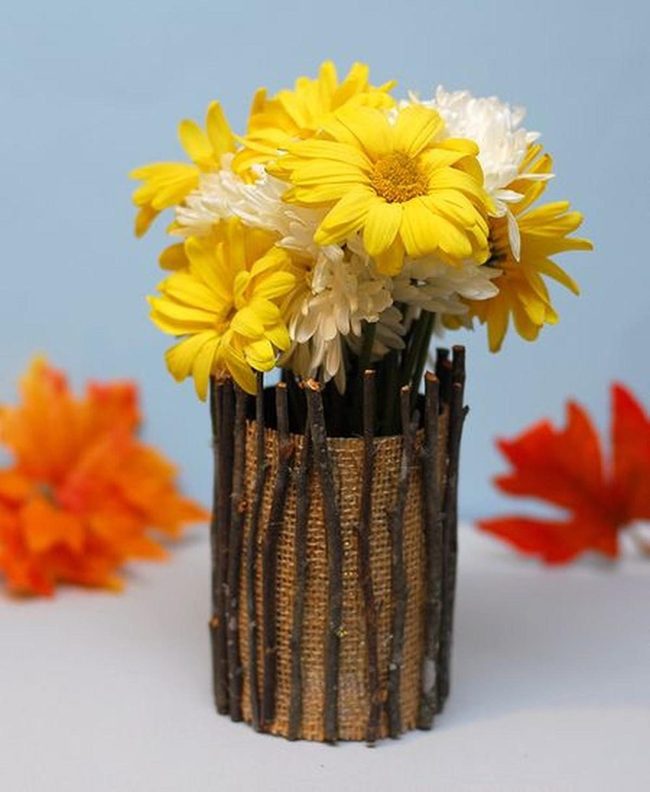 Yellow And White Blooms With Autumn Leaves