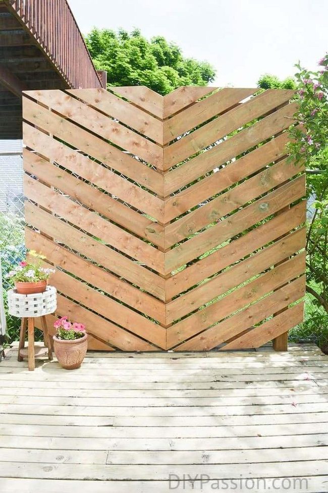 Wooden Chevron Privacy Screen