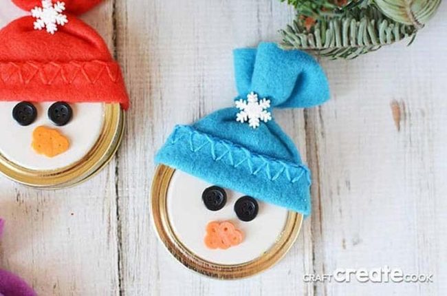 Stacked Jar Lid Snowmen