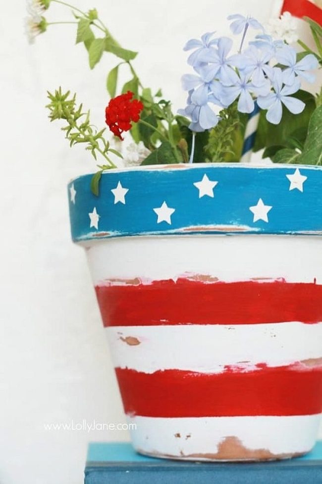 Red White Blue Terracotta Garden