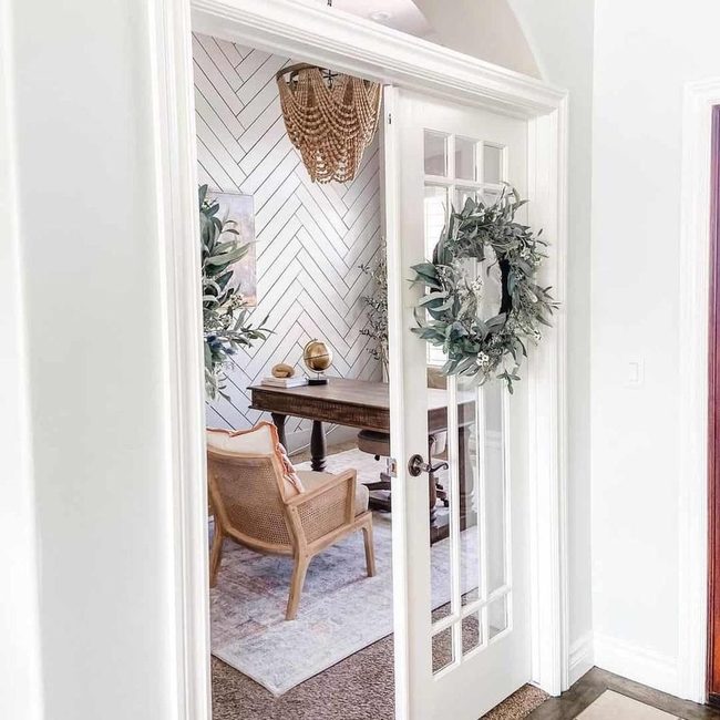 Green Wreath White Shiplap Office