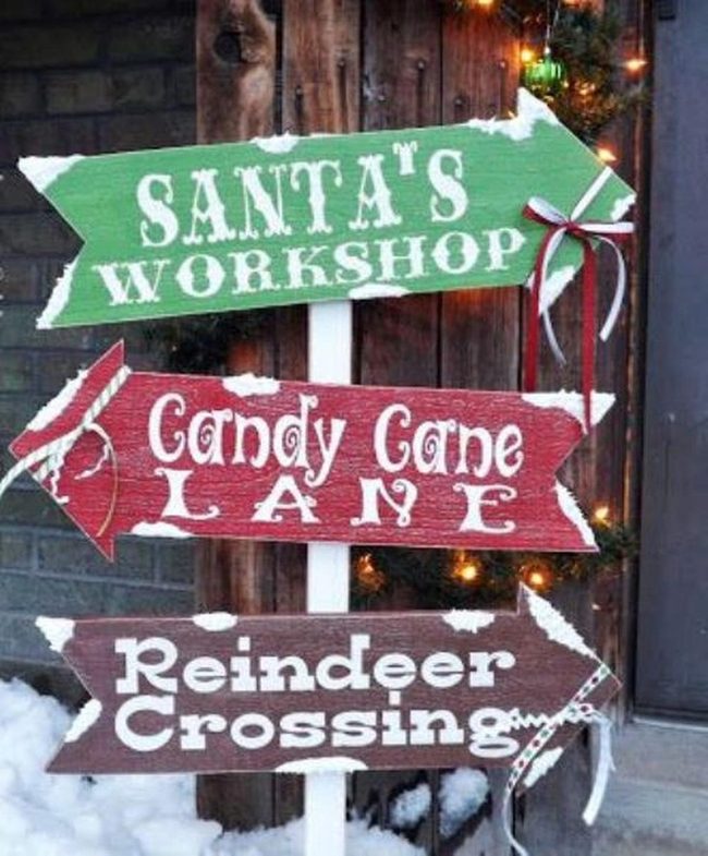 Wooden Directional Signs Winter Display