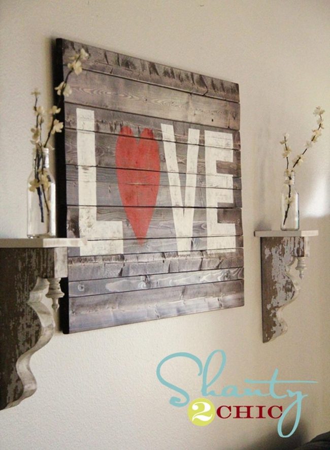 Red Heart Wooden Statement