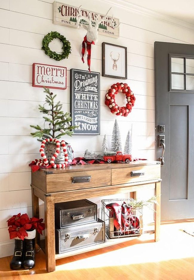 White Shiplap Red Poinsettias