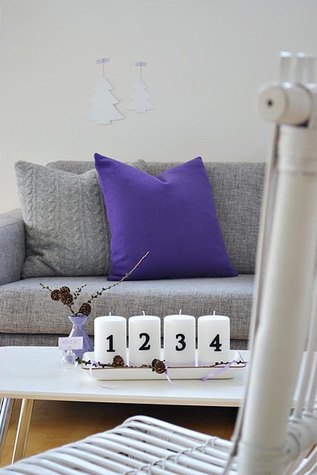 Gray Knit Sofas With Purple Pop